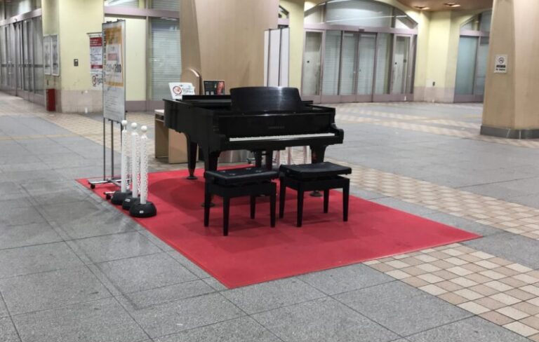 名鉄一宮駅 – 一宮市 - ストリートピアノ STPIA