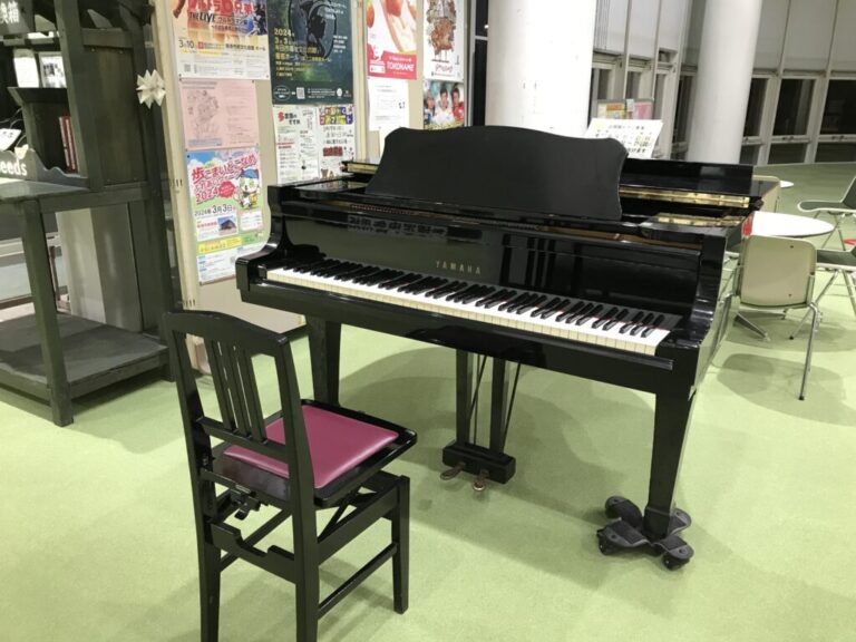 青海市民センター – 常滑市 - ストリートピアノ STPIA