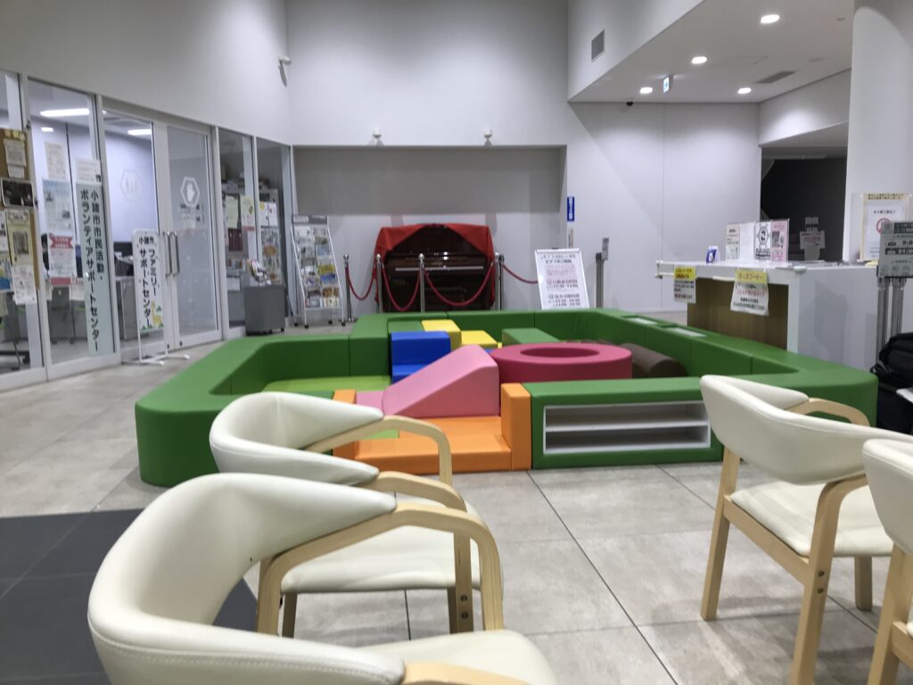 こもテラス – 小諸市 - ストリートピアノ STPIA