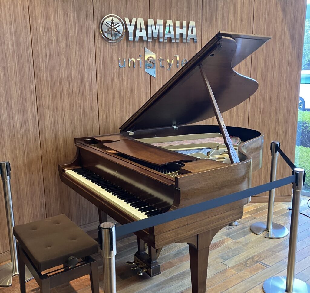 ロマン楽器 草津本店 – 草津市 - ストリートピアノ STPIA