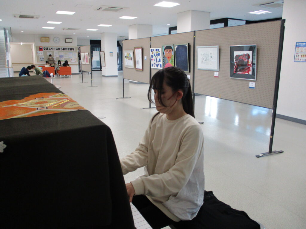 沼田合同庁舎 – 広島市 - ストリートピアノ STPIA