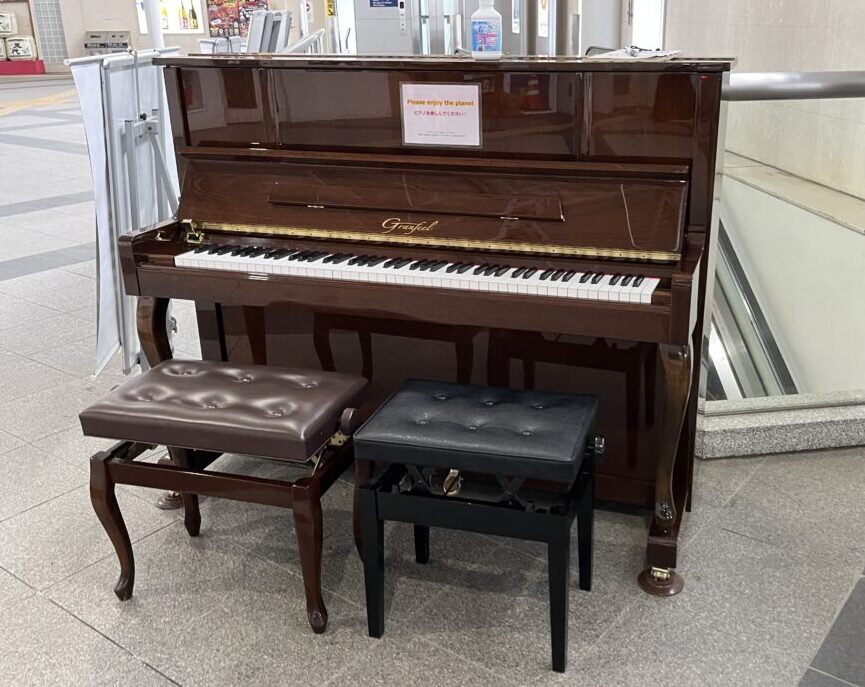JR川内駅 – 薩摩川内市 - ストリートピアノ STPIA