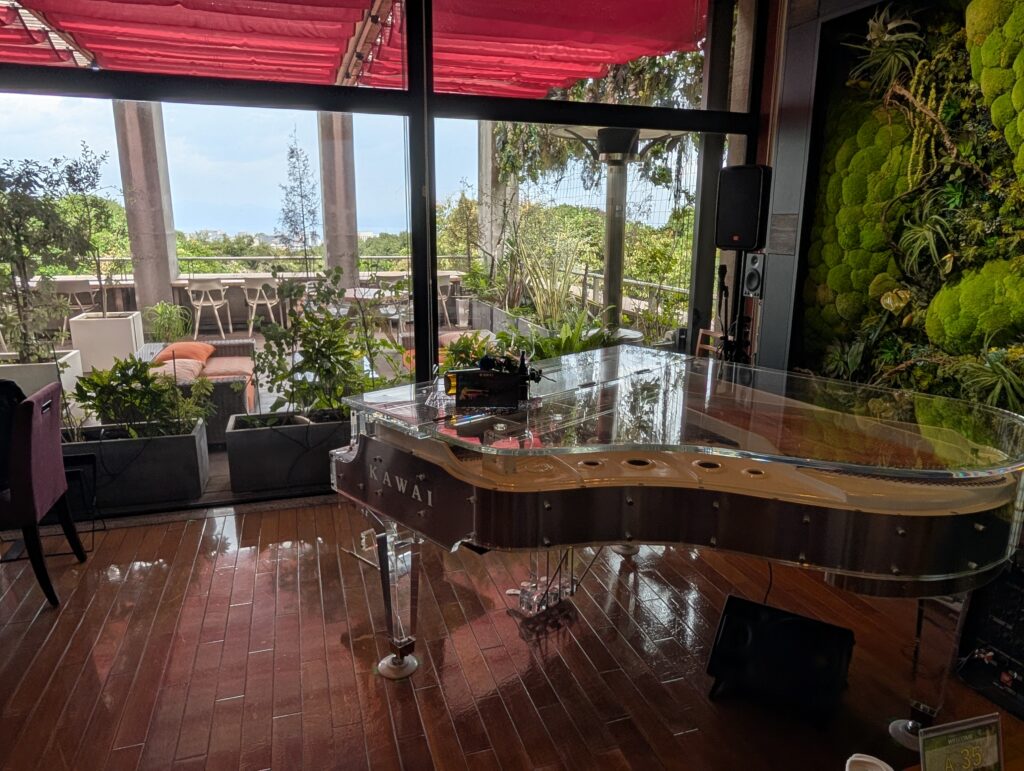 ArtTableいろのわ – 大分市 - ストリートピアノ STPIA