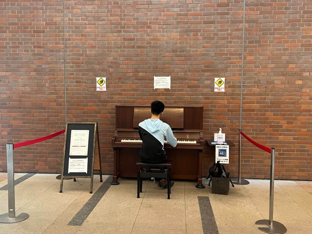 ミューザ川崎 – 川崎市幸区 - ストリートピアノ STPIA