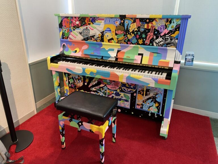 東大阪市役所 - 東大阪市 - ストリートピアノ STPIA