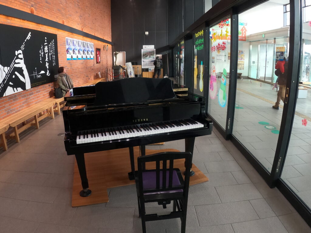 北斗市観光交流センター本館 - 北斗市 - ストリートピアノ STPIA