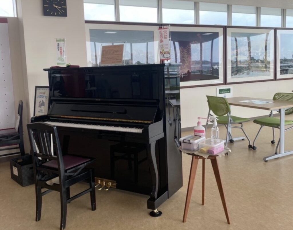 彦根市役所本庁舎 - 彦根市 - ストリートピアノ STPIA
